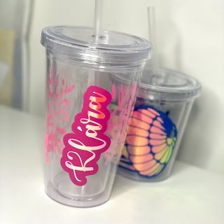 Už jste si všimli holografických zrcadlových fólií, které máme v nabídce? Připravili jsme si pro Vás na jednu inspiraci,...